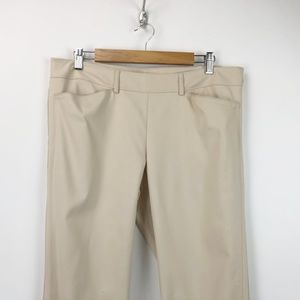 White House Black Market Pants - 🇺🇸WHBM Beige Slim Ankle Career Pants White House Black Market Pants - 🇺🇸WHBM Beige Slim Ankle Career Pants